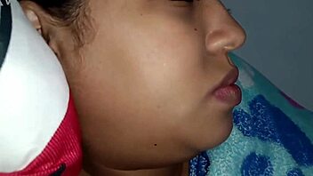 Wife from Tennessee USA Shows How to Make Me Explode