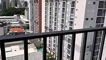 O MARIDO DA MINHA PRIMA NÃO DÁ CONTA MAS EU DOU CONTA DESSA GOSTOSA!