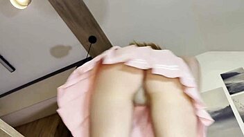 redhead college amateur turns fashion haul into steamy casting