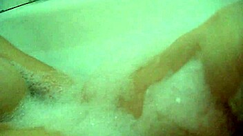 annie body bath monster comfy bubles