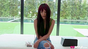 hailey nyxx wants to fuck and get a facial, doesn't she?