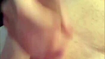 Ovaj ekskluzivni video ručne šljepke velikog kurca samo za moje pretplatnike.