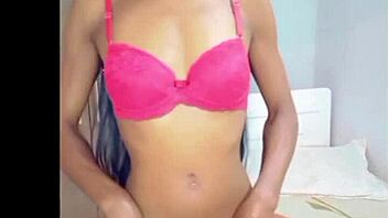 Skinny girl intensely sensualizes with masturbation in bold display