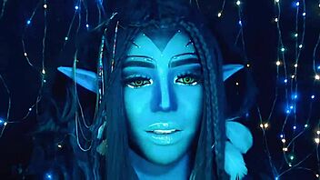 She Lives for Avatar Webcam Dancing