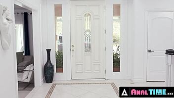 Naughty teen 18+ Alexis Tae craves anal from dad's employee