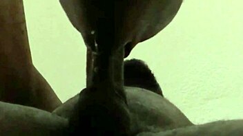 he kept cumin while i sucked, huge load! 😜