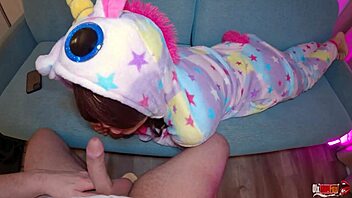 my stepsister tried my huge cock in her tight ass