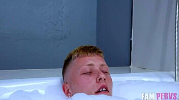 ว้าว แช่และรูดเซอร์ไพรส์แม่เลี้ยงกับ Parker Sims และ Addyson James!