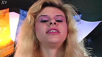 Blonde babe glazed bentley introduces herself in pov interview.