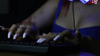 i love alice's asmr keyboard sounds relaxing me