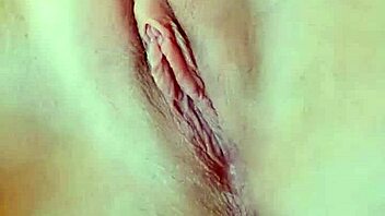 hey, i'm shaving my pussy hair and it's getting all wet and sexy down there. wanna see?