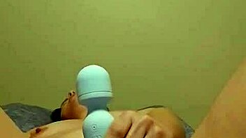 Does Your Pussy Tighten Like This When You Cum Hard?