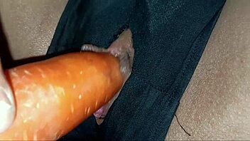 Amateur Couple's Early Morning Sex Session