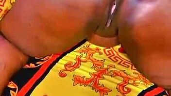 Shaved pussy amateur video update on Sunday