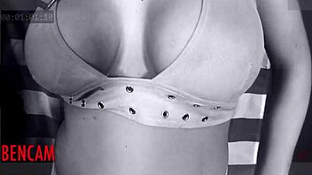 two brunette ladies flashed their big boobs for money in the garage