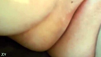 Bosnian mature solo in HD! 😍