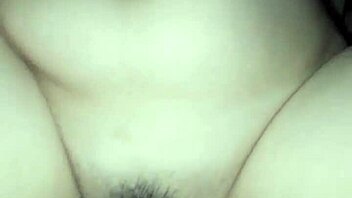 Vietnamese sister shares a friendly chat moment