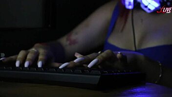 i love alice's asmr keyboard sounds relaxing me