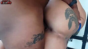 While I train, she craves sex, this naughty woman only thinks about banging and won’t let her man workout!