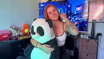 Homemade Porn Deepthroat Featuring Curvy BBW With Big Natural Tits