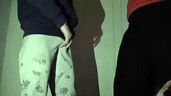 My stepsister seduces me, right?