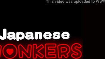 Popular actresses in playful collab