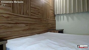 Brincando com meu consolo completo no red, you wanna see me play?