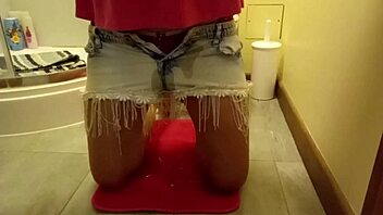 Fetish bra wearing slut gets wild with dildo