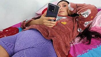 Zašto Rosibel mami očuha da svrši unutra?