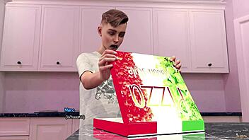 18-year-old scores with hot babysitter at home 😏