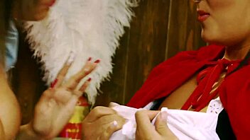 Jasmine n leila tease with toys in messy scene