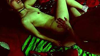 sweet teen 18+ gets fucked and cums on her ass