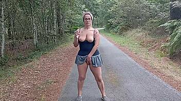 Can Meryledyxxx Handle Public Anal After Smoking Fetish Masturbation?