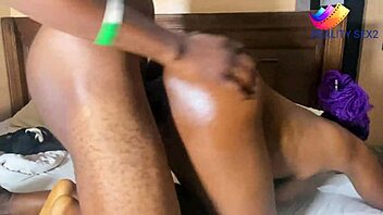 Ebony pussy fucks big cock close up