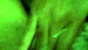 18 year old thai girl cumming hard while touching herself! 😍