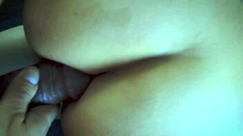 Booty milf gets anal creampie at home