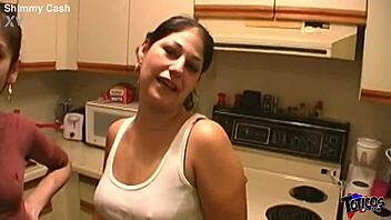 18yo native american teen girlfriends team up to suck big black cock for kicks! 😜