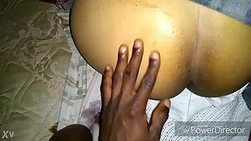 I’m obsessed with this oiled up Latina booty in HD.