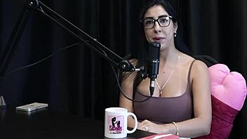 renatinha melo takes control with gringo at swing house for wild bisexual massage fun