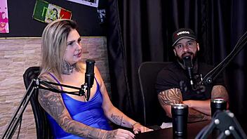 Wow, he cums on married women and discovers shocking secrets!