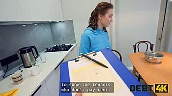 Debt4k Шлюховидная русская студентка показывает натуральное тело для первого анала