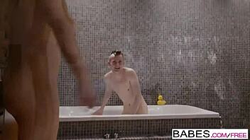 i can’t stop banging ella hughes and rebecca moore hard