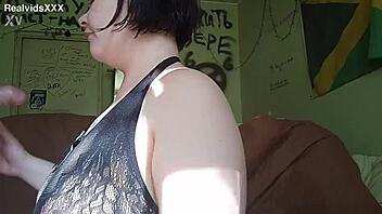 Thick Girl Craves Massive Facial Load