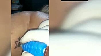 alexia duucan gets her ass tattooed by celebrity artist