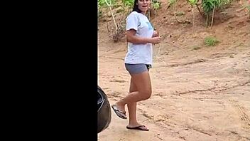 i’m obsessed with this delicious morena teasing her fans with steamy oral play in public.