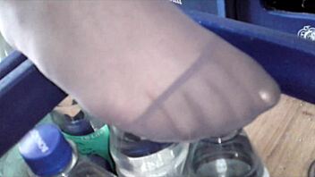 german homemade nylon feet tease with little 18+angel26’s sexy toes