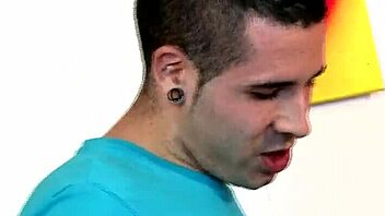 i’m pounding this blonde teen slut hard