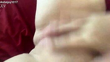 Ashlynn Plays With Her Pussy
