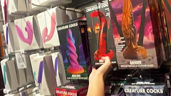 Want goth girlfriend experience in park? Asteria jade rides.