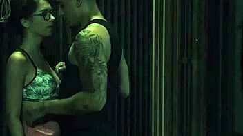 i'm the nylon feet girl guyz make passes at with glasses